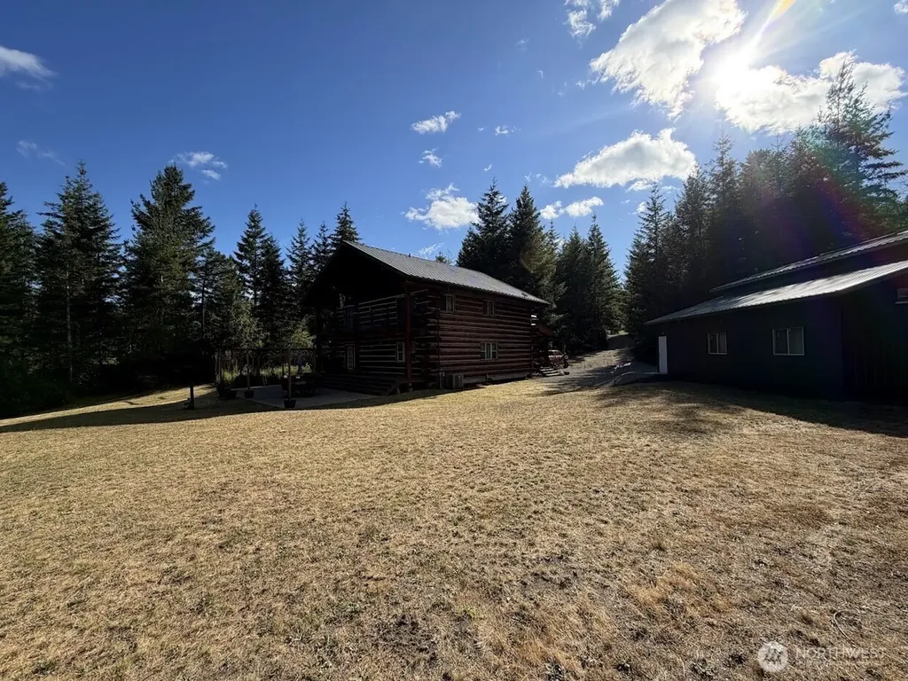 40 E Seahawks Way Belfair WA 98528
