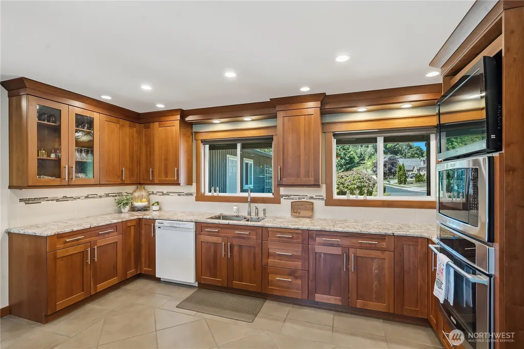 3275 Burch Mountain Road Wenatchee WA 98801
