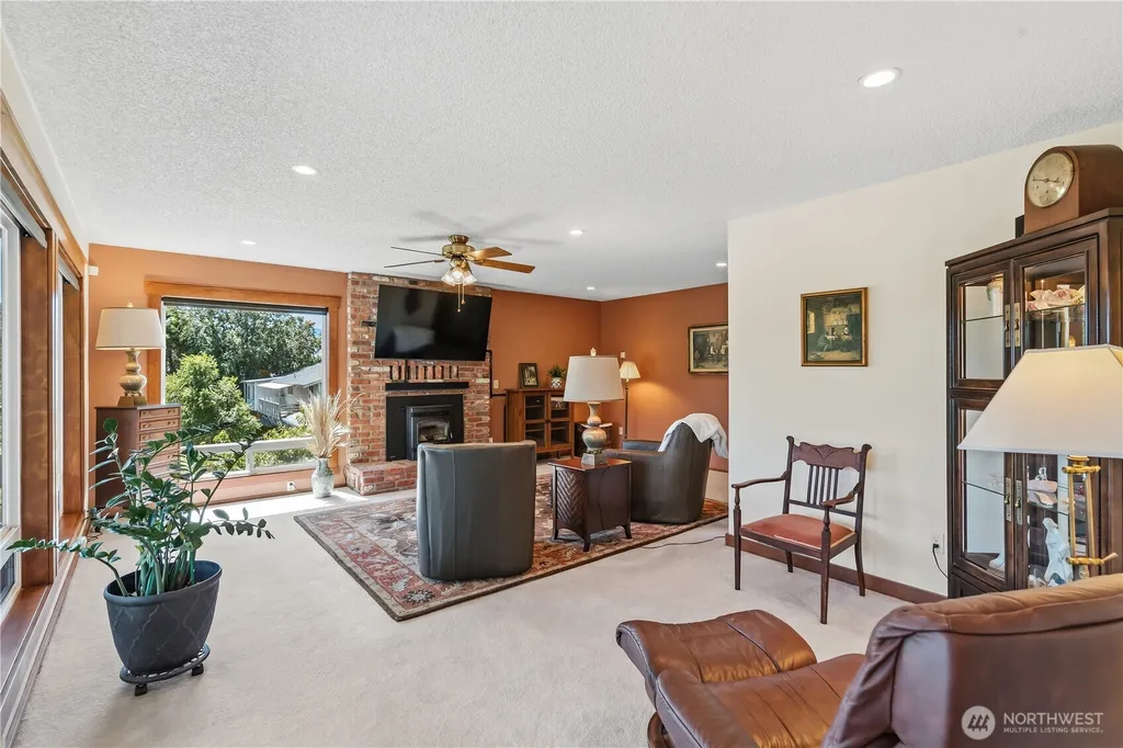 3275 Burch Mountain Road Wenatchee WA 98801