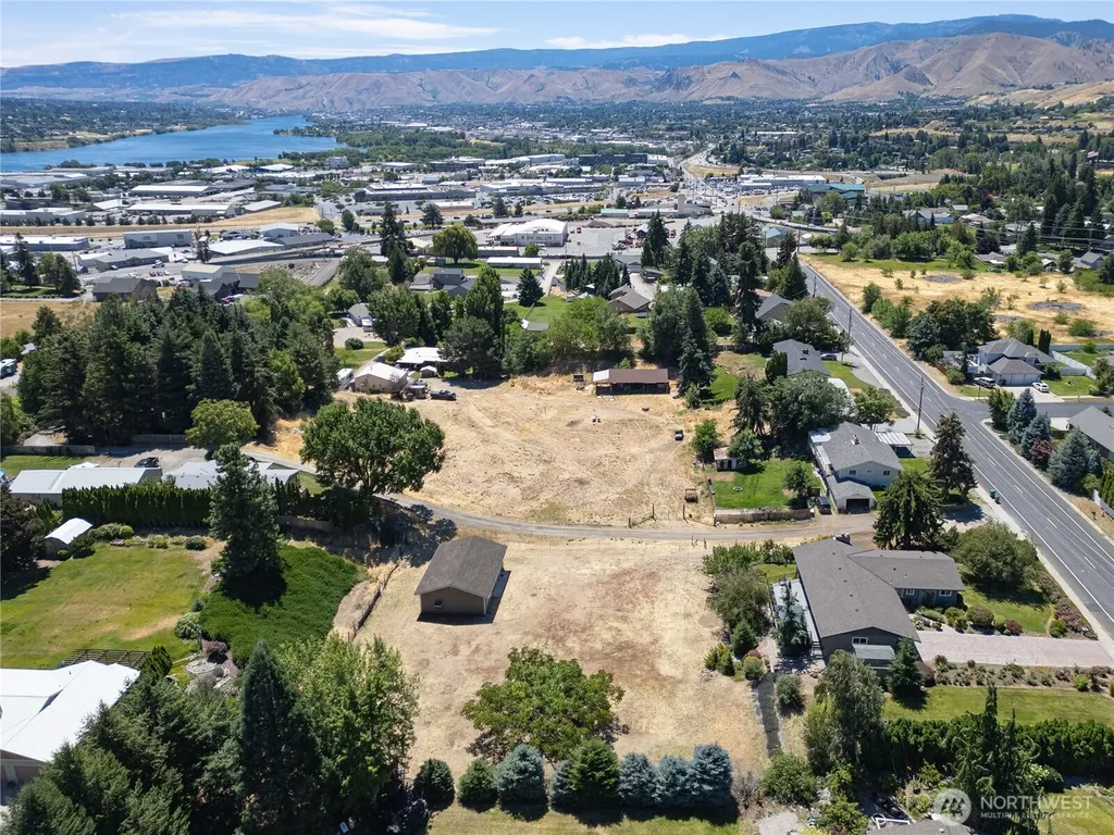 3275 Burch Mountain Road Wenatchee WA 98801