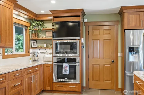 3275 Burch Mountain Road Wenatchee WA 98801