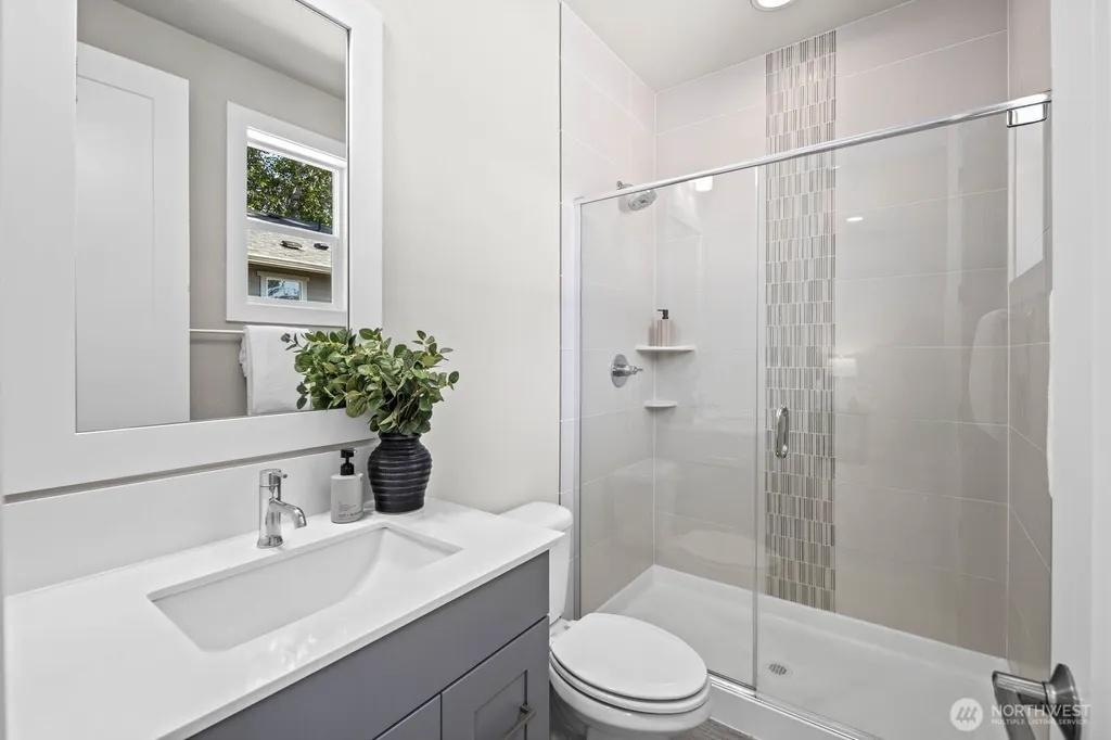 17269 NE 121st Place Redmond WA 98052