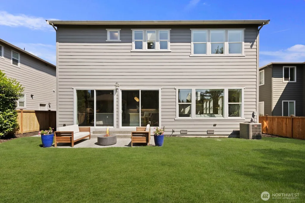 17269 NE 121st Place Redmond WA 98052