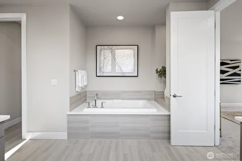 17269 NE 121st Place Redmond WA 98052