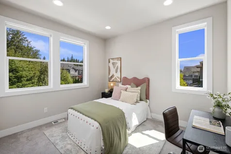 17269 NE 121st Place Redmond WA 98052