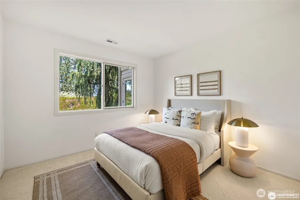 9416 NE 25th Street Bellevue WA 98004