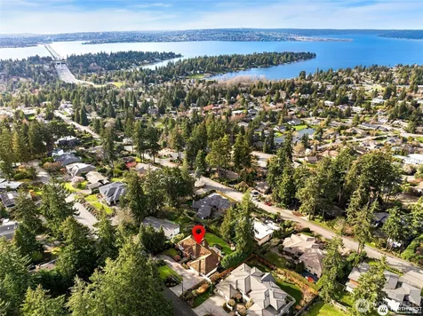 9416 NE 25th Street Bellevue WA 98004