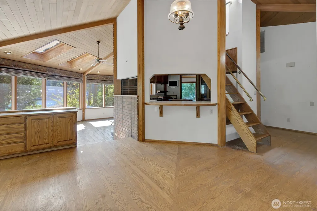 4320 Shore Drive NW Gig Harbor WA 98335