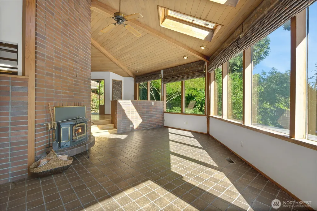 4320 Shore Drive NW Gig Harbor WA 98335