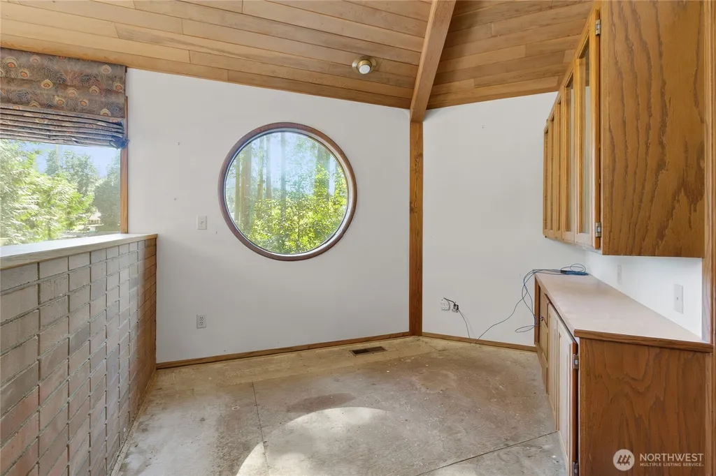 4320 Shore Drive NW Gig Harbor WA 98335
