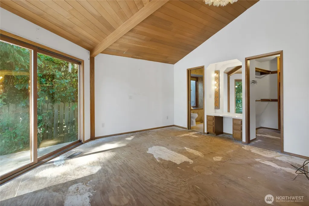 4320 Shore Drive NW Gig Harbor WA 98335
