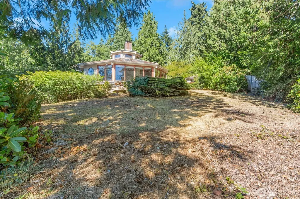 4320 Shore Drive NW Gig Harbor WA 98335