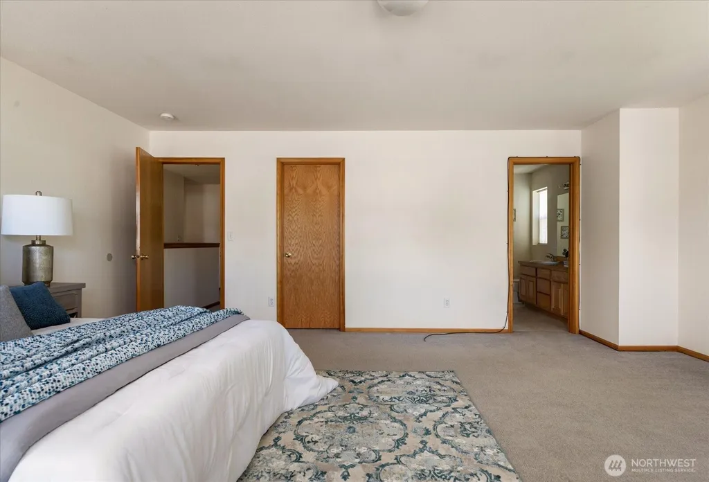 685 SW 1st Avenue Oak Harbor WA 98277