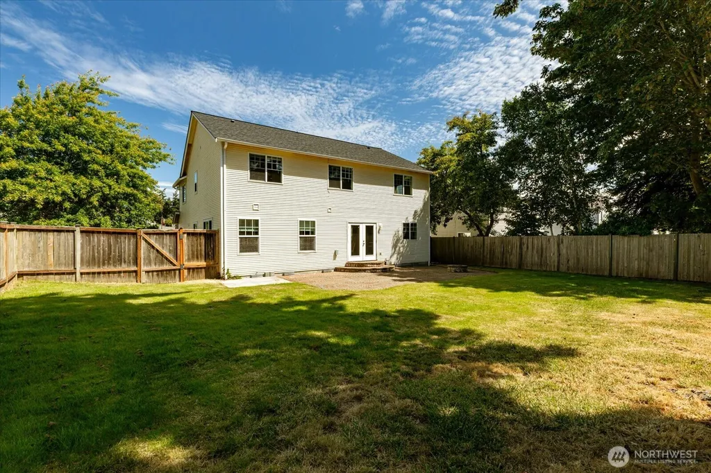 685 SW 1st Avenue Oak Harbor WA 98277
