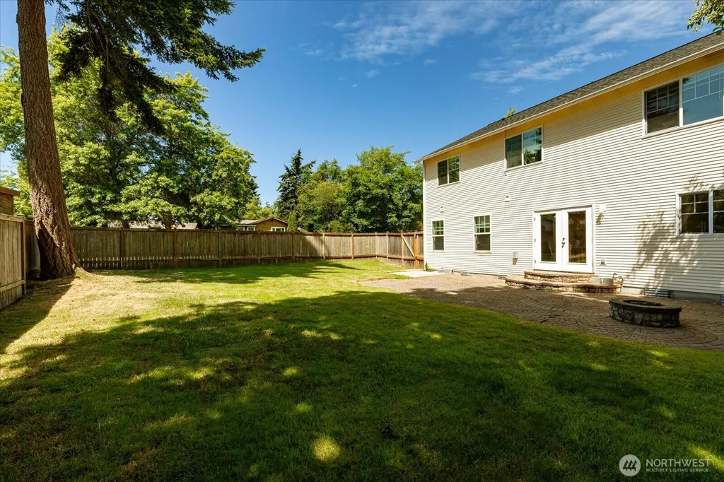 685 SW 1st Avenue Oak Harbor WA 98277