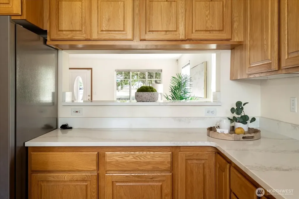 685 SW 1st Avenue Oak Harbor WA 98277