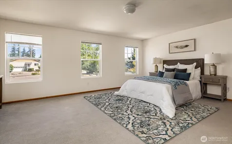 685 SW 1st Avenue Oak Harbor WA 98277
