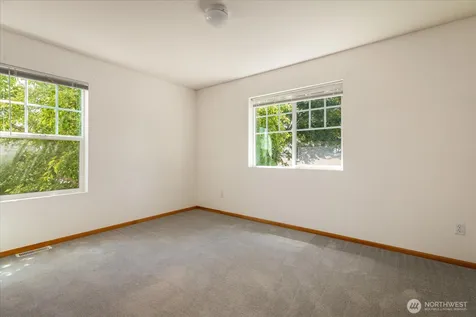 685 SW 1st Avenue Oak Harbor WA 98277