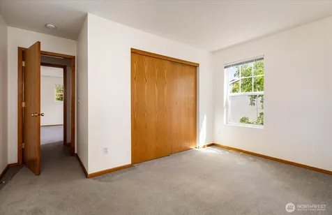 685 SW 1st Avenue Oak Harbor WA 98277