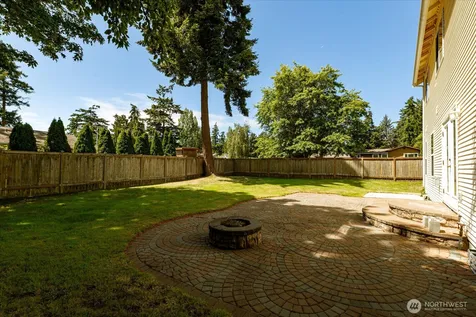 685 SW 1st Avenue Oak Harbor WA 98277
