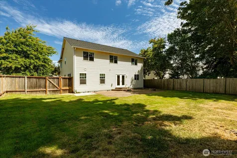 685 SW 1st Avenue Oak Harbor WA 98277