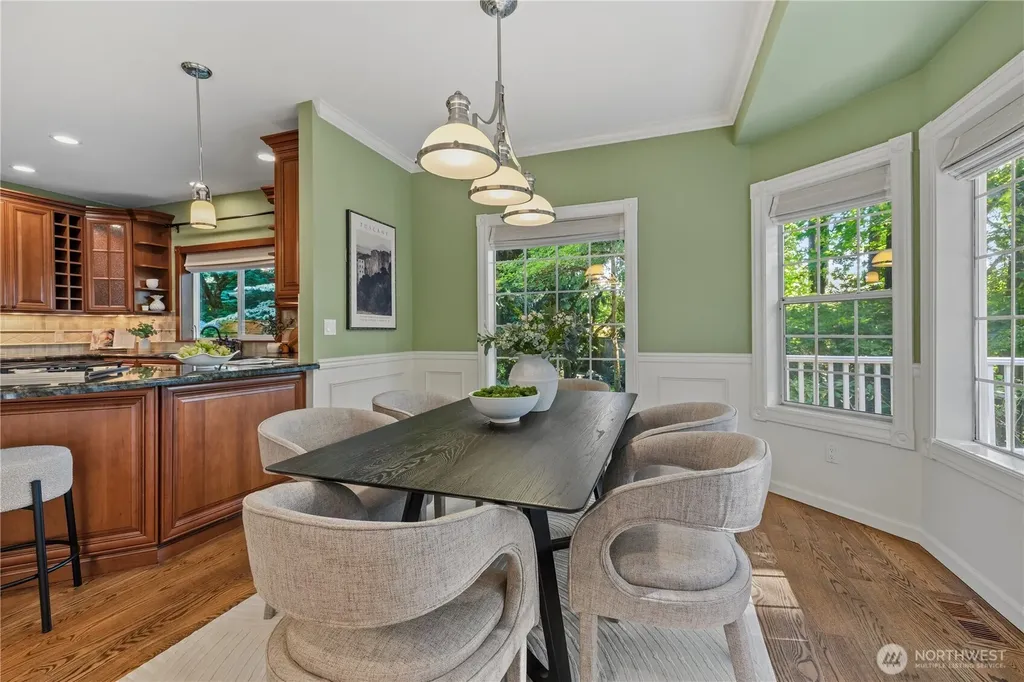 12385 166th Court NE Redmond WA 98052