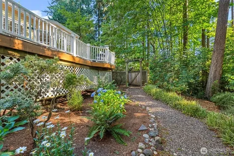 12385 166th Court NE Redmond WA 98052