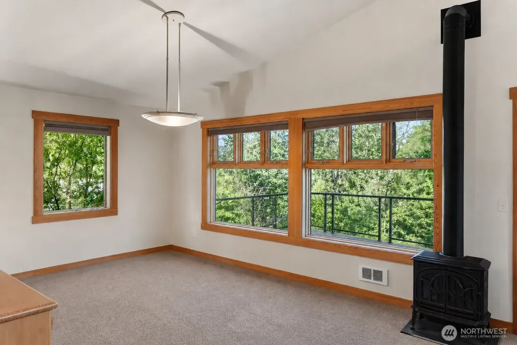 308 Washington Street Winthrop WA 98862