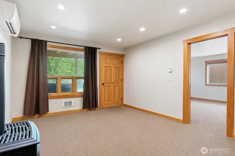 308 Washington Street Winthrop WA 98862