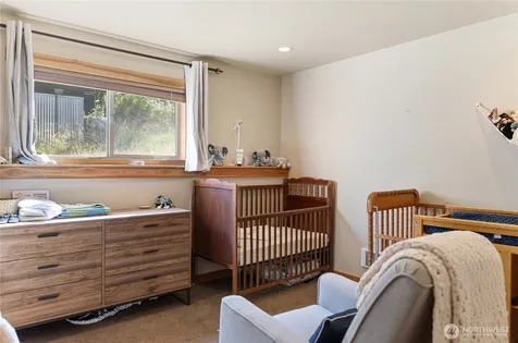 308 Washington Street Winthrop WA 98862