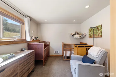 308 Washington Street Winthrop WA 98862
