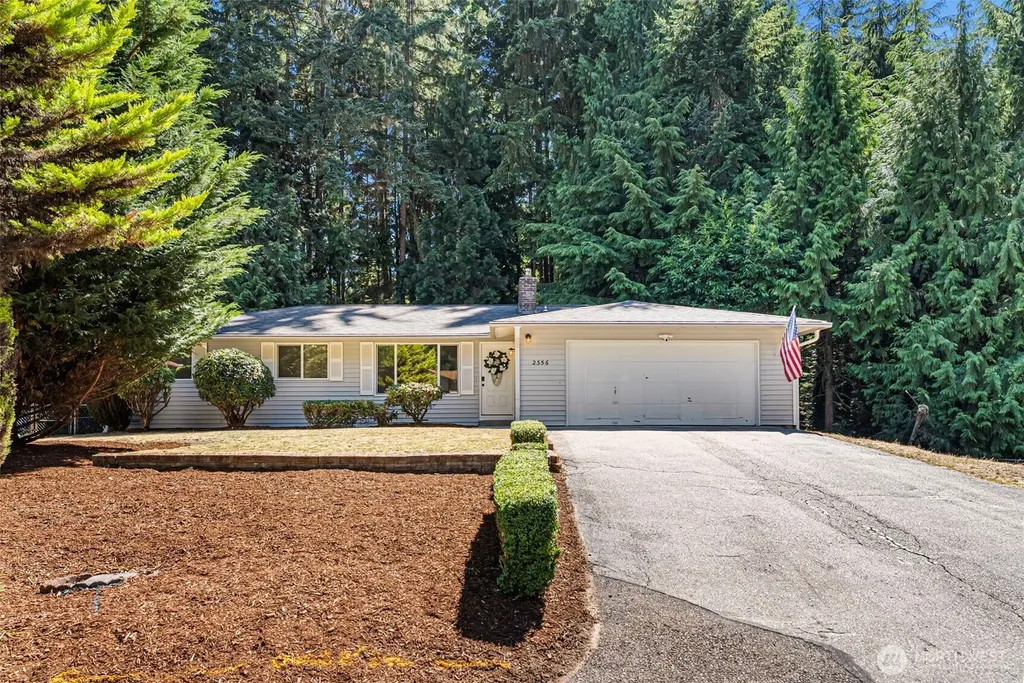 2356 Red Spruce Drive SE Port Orchard WA 98366
