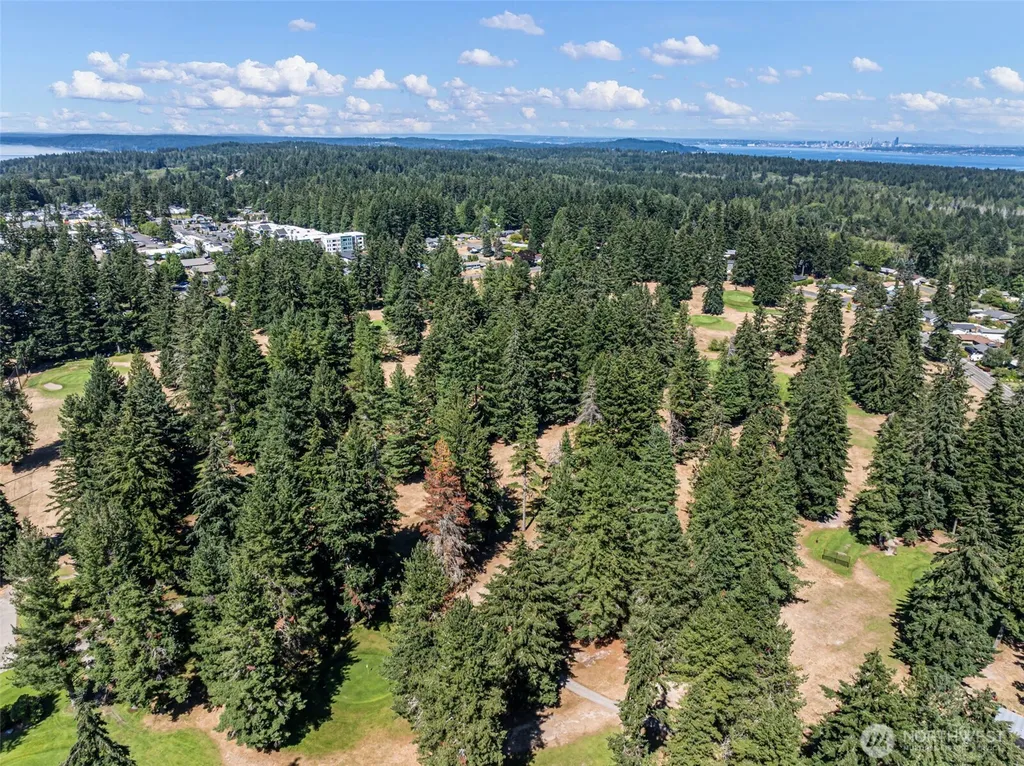 2356 Red Spruce Drive SE Port Orchard WA 98366
