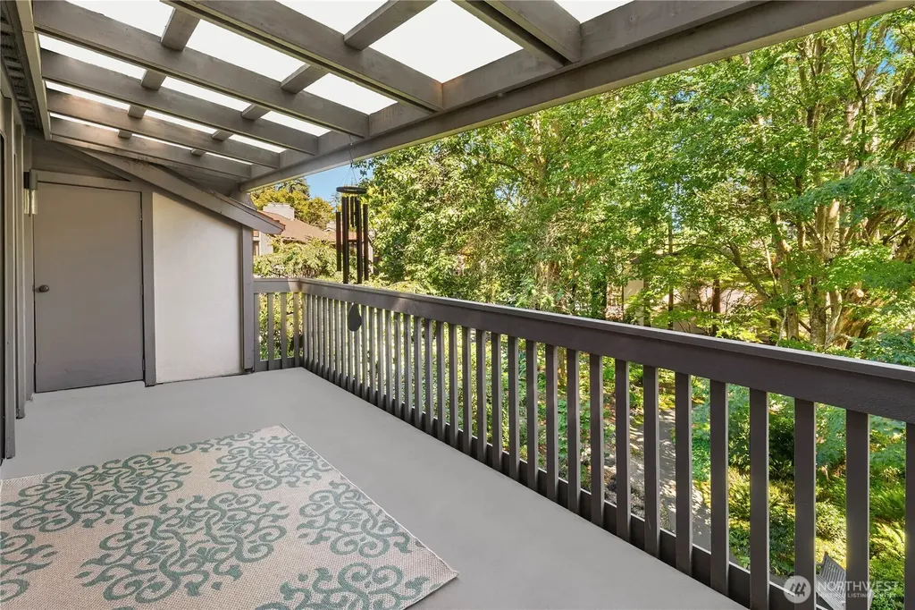 1518 NE 140th Street Seattle WA 98125