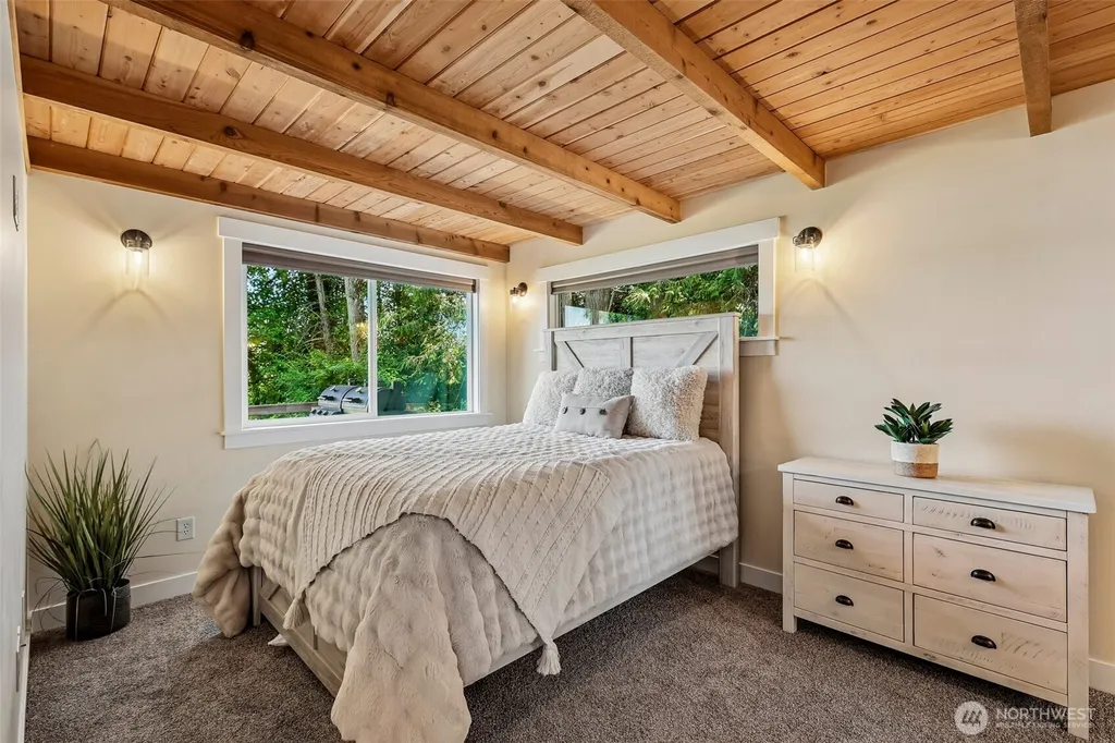 5631 99th Avenue NE Lake Stevens WA 98258