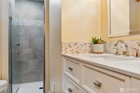 5631 99th Avenue NE Lake Stevens WA 98258