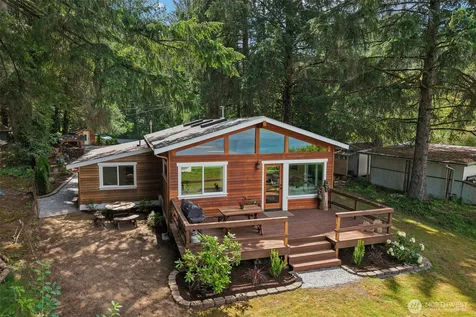 5631 99th Avenue NE Lake Stevens WA 98258