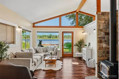 5631 99th Avenue NE Lake Stevens WA 98258