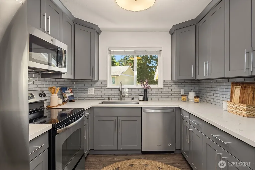 14650 NE 50th Place Bellevue WA 98007