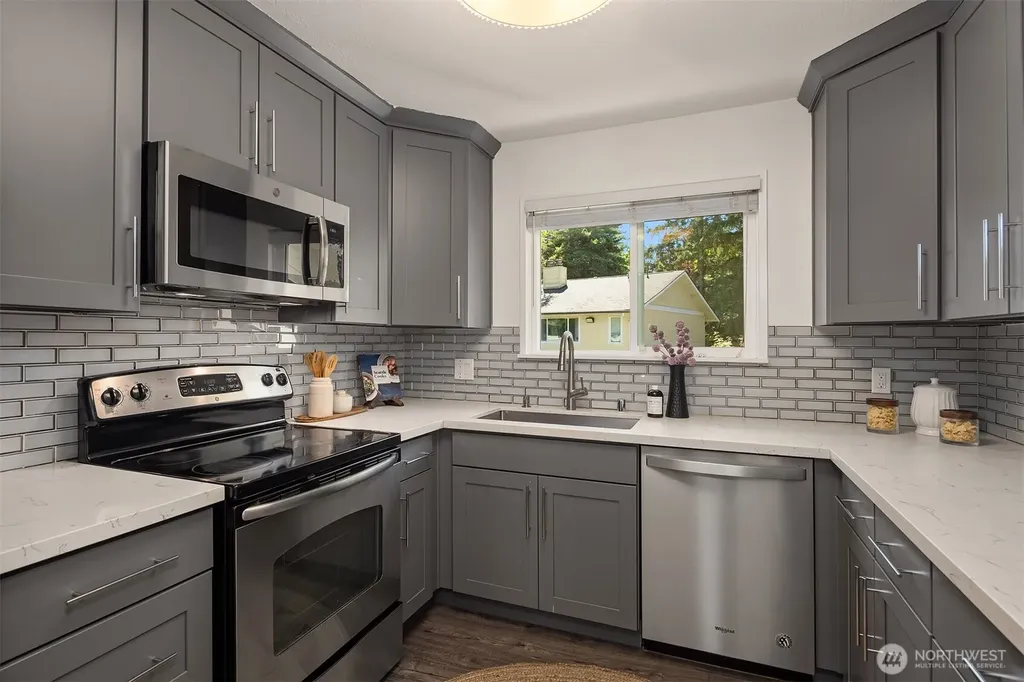 14650 NE 50th Place Bellevue WA 98007
