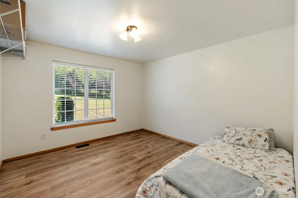 154 Budgett Lane Chehalis WA 98532