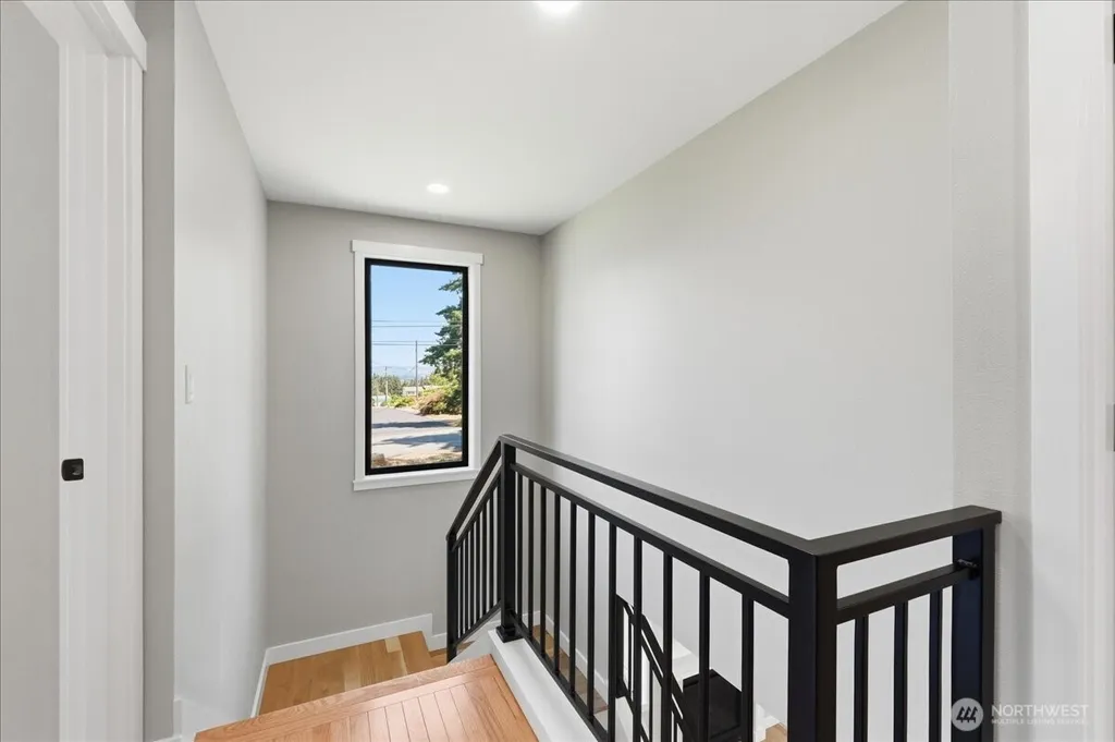 4322 60th Street E Tacoma WA 98443