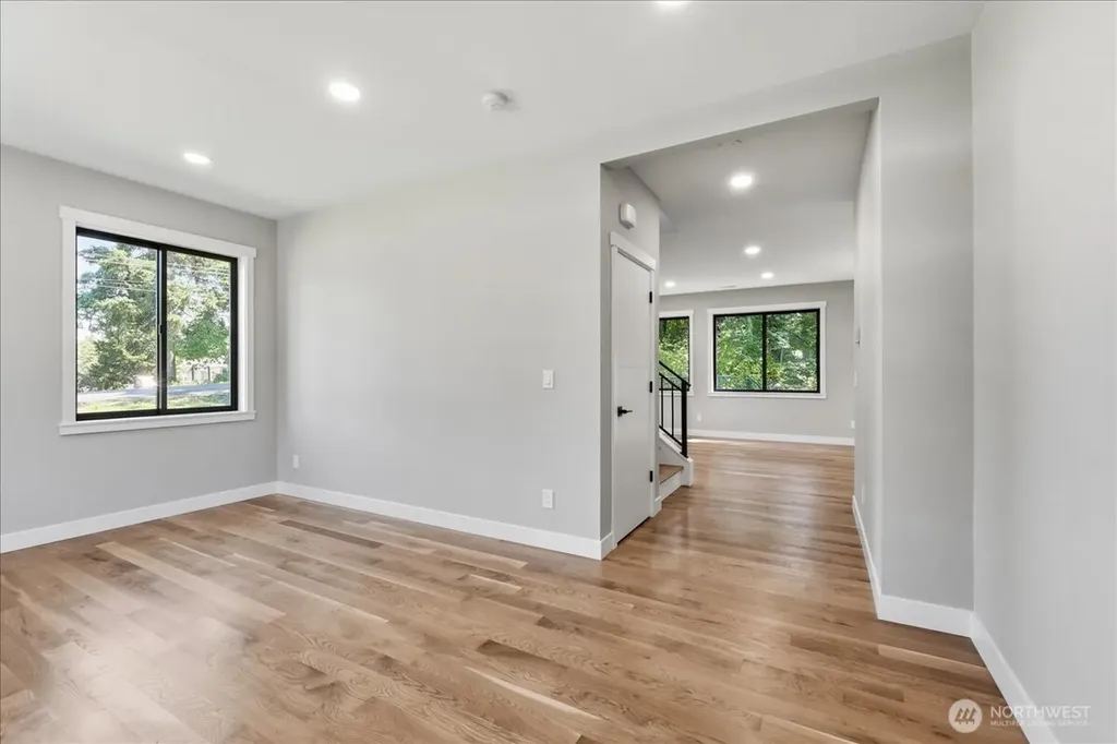 4322 60th Street E Tacoma WA 98443