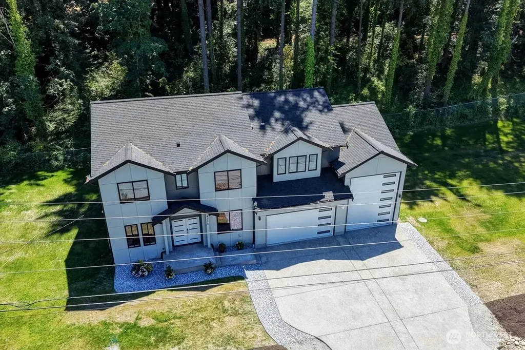 4322 60th Street E Tacoma WA 98443