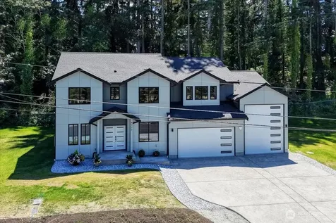 4322 60th Street E Tacoma WA 98443