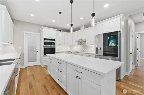 4322 60th Street E Tacoma WA 98443