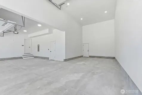 4322 60th Street E Tacoma WA 98443