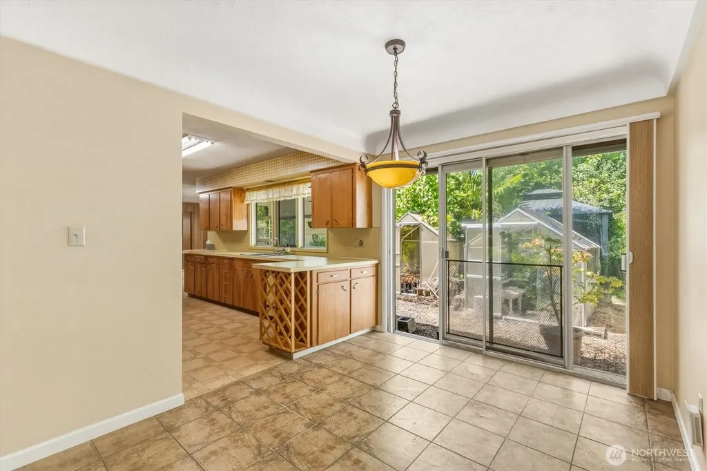 401 Barr Drive Kelso WA 98626