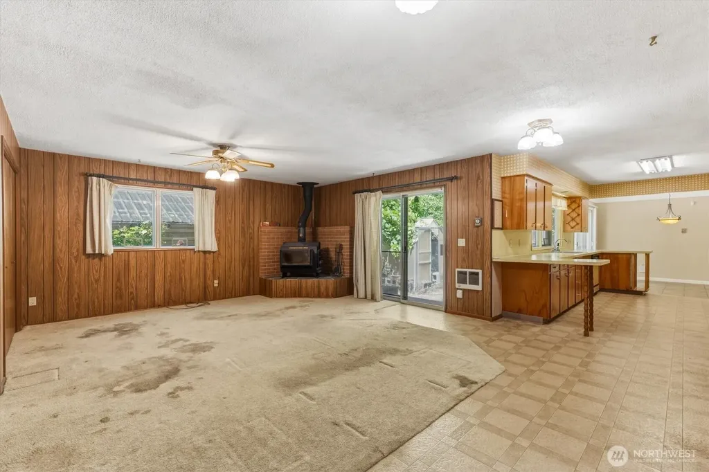 401 Barr Drive Kelso WA 98626