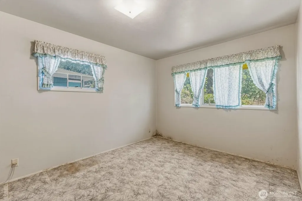 401 Barr Drive Kelso WA 98626